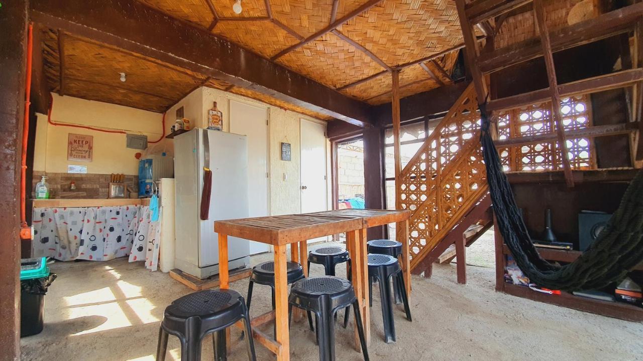 Calatagan'S Bahay Kubo - With Beach Access מראה חיצוני תמונה